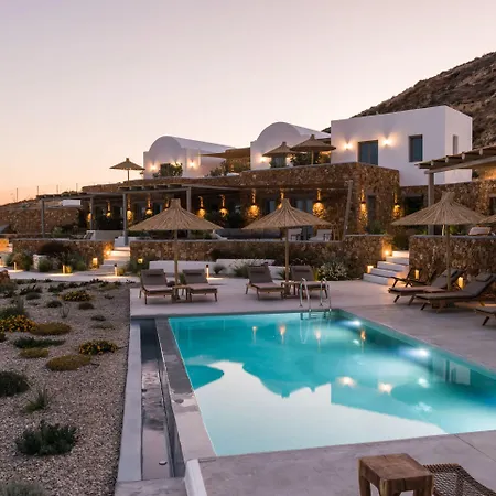 Ypseli Anafi's Hive Hotel 2*