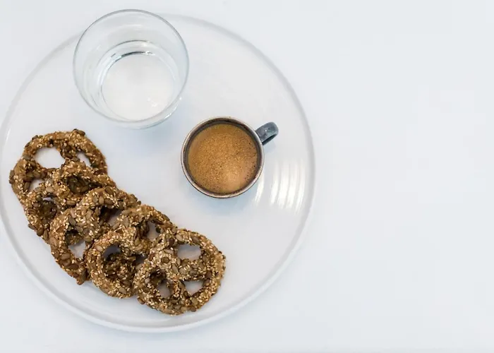 Ypseli Anafi's Hive Hotel 2*