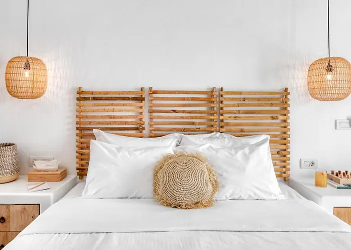 Ypseli Anafi's Hive Anafi