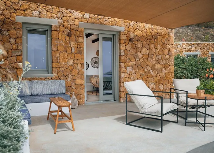 Hotel Ypseli Anafi's Hive Anafi