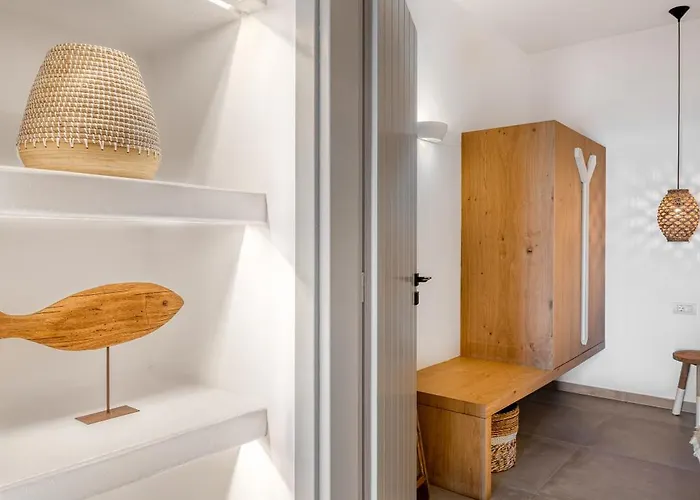 Hotel Ypseli Anafi's Hive 2*