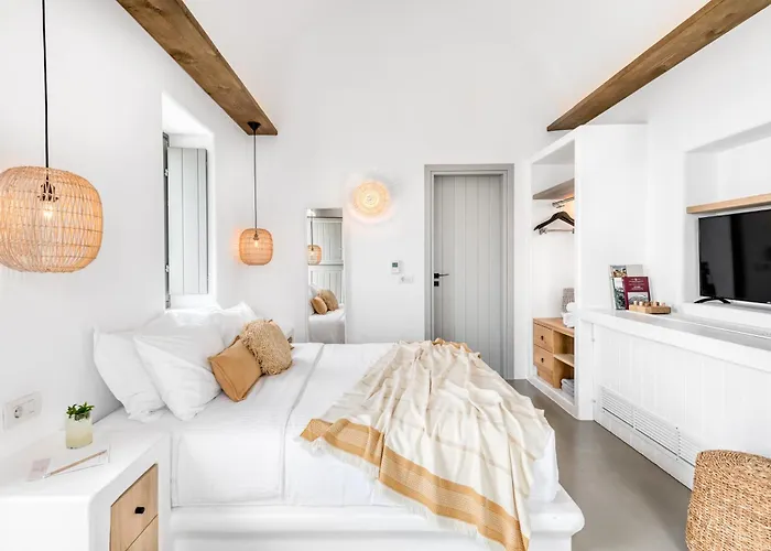 Hotel Ypseli Anafi's Hive