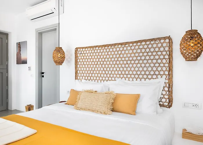 Hotel Ypseli Anafi's Hive