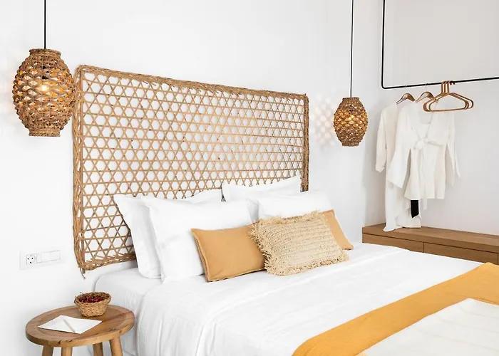 Hotel Ypseli Anafi's Hive