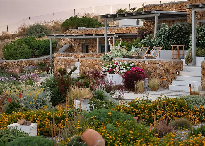 Ypseli Anafi's Hive 2* Anafi