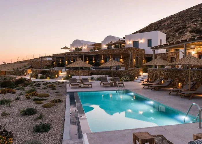 Ypseli Anafi's Hive Hotel 2*